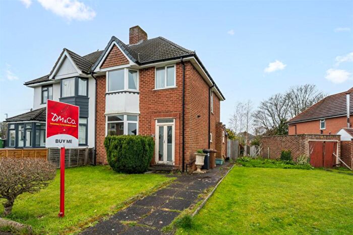 3 Bedroom Semi Detached House For Sale In Summerfield Road, Solihull, B92