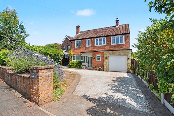 4 Bedroom Detached House For Sale In Thoresby Road, Bramcote, Nottingham, NG9