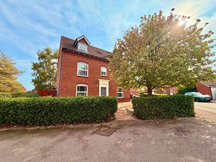 5 Bedroom Detached House For Sale In Quintonside, Grange Park, Northampton, NN4