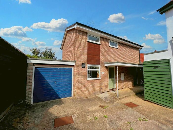 3 Bedroom Detached House To Rent In School Road, Coddenahm, IP6