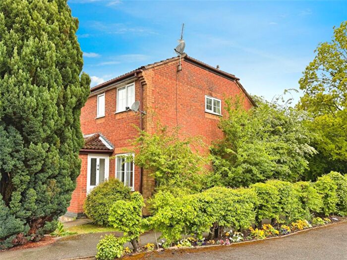 2 Bedroom End Of Terrace House For Sale In Ravencroft, Bicester, Oxfordshire, OX26