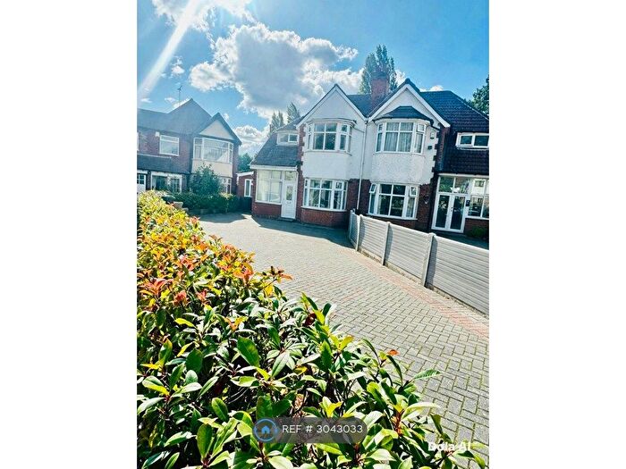 3 Bedroom Semi-Detached House To Rent In The Mount, Birmingham, B23