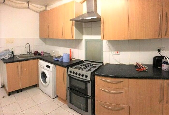 2 Bedroom Terraced House To Rent In Field Road, Wanstead/Forest Gate, E7