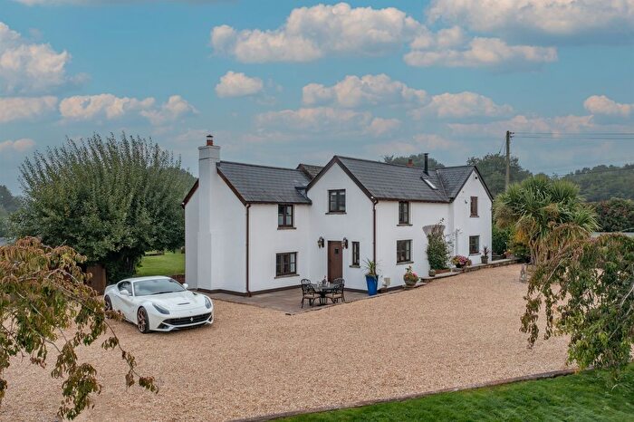 5 Bedroom Detached House For Sale In Parc-Y-Brain Lane, Penperlleni, Monmouthshire, NP4