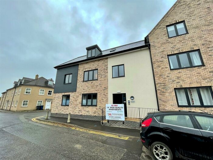 2 Bedroom Apartment To Rent In Osier House, New Road, St Ives, Cambridgeshire, PE27