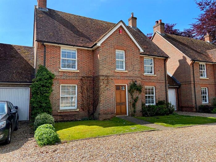 4 Bedroom Property For Sale In Dummer, Basingstoke, RG25