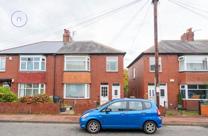 3 Bedroom Flat For Sale In Danby Gardens, Heaton, NE6