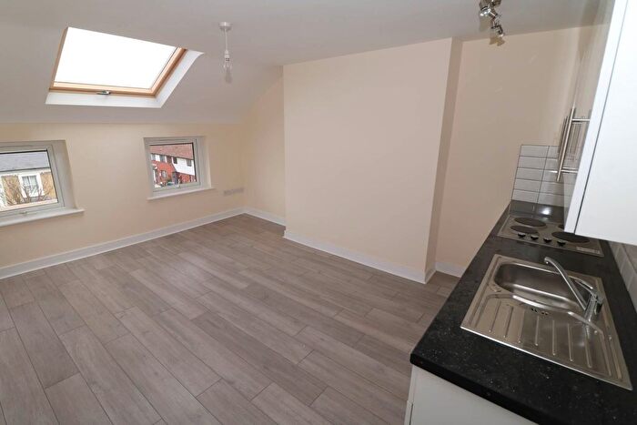 1 Bedroom Flat To Rent In Willoughby Park Road, London, N17