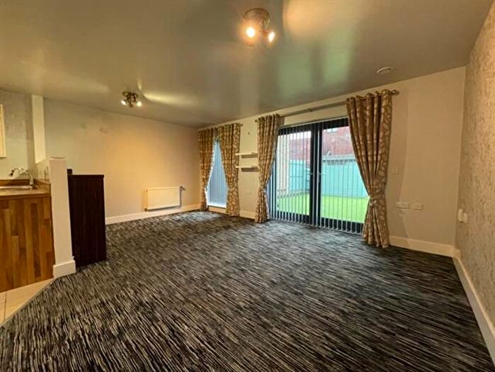 3 Bedroom Town House To Rent In Ilderton Road, Stockton-On-Tees, TS18