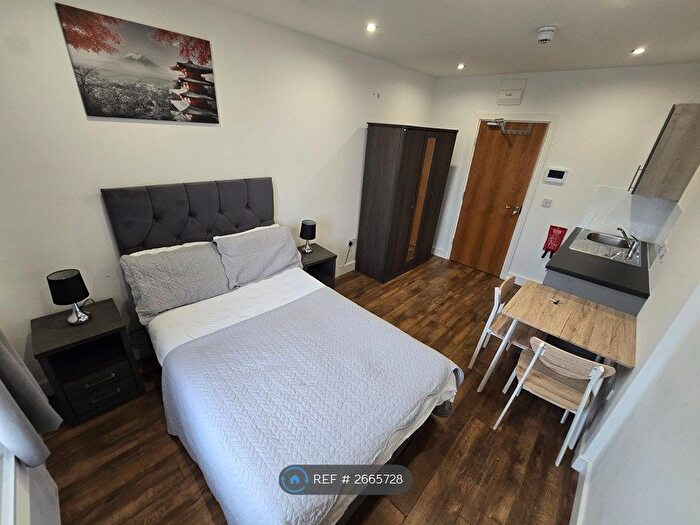 Studio To Rent In The Webberley, Stoke-On-Trent, ST1