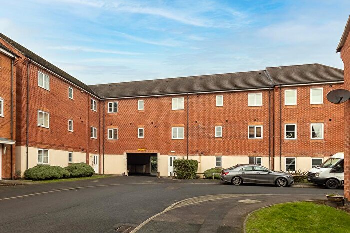 2 Bedroom Flat For Sale In Shaw Gardens, Gedling, Nottingham, NG4