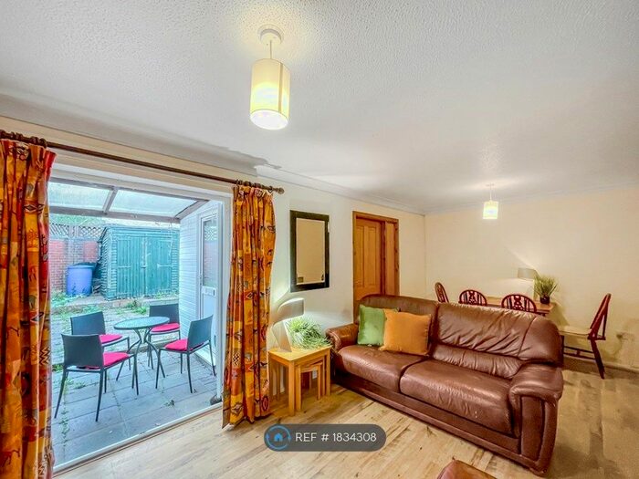 4 Bedroom Terraced House To Rent In Goodhale Road, Norwich, NR5