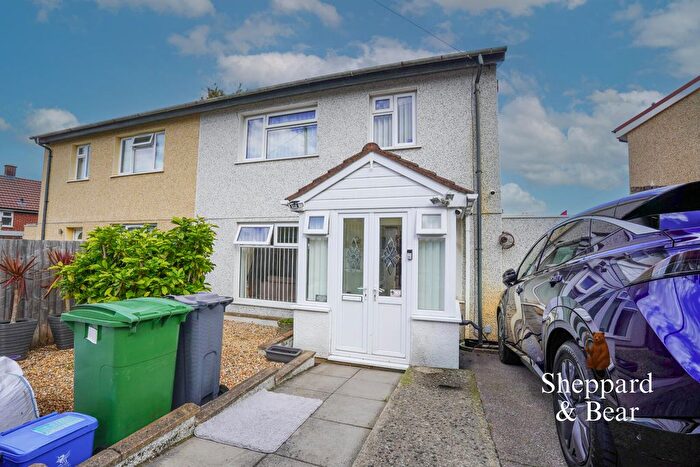 3 Bedroom Semi-Detached House For Sale In Heol Trefgarne, Cardiff, CF5