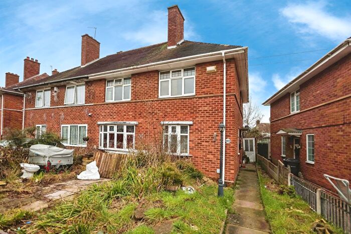 4 Bedroom Semi Detached House For Sale In Rotherfield Road, Birmingham, B26