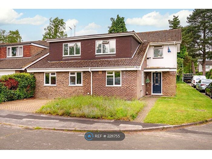 7 Bedroom Detached House To Rent In Spinis, Bracknell, RG12