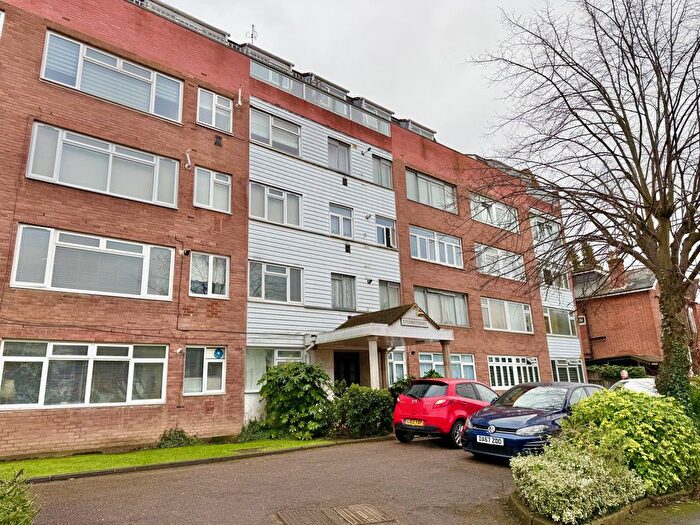 1 Bedroom Flat To Rent In Holden Road, London, N12