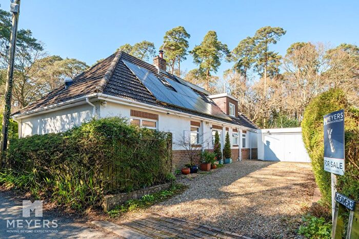 6 Bedroom Detached House For Sale In Kyrchil Lane, Wimborne, BH21