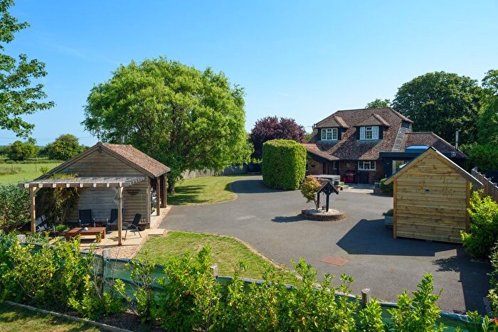 4 Bedroom Detached House For Sale In Station Road, Appledore, TN26