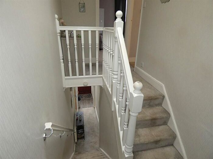 2 Bedroom End Of Terrace House For Sale In Kirkham Road, Freckleton, Preston, PR4