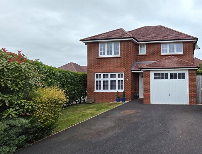 4 Bedroom Detached House For Sale In Claytongate Drive, Penwortham, Preston, Lancashire, PR1