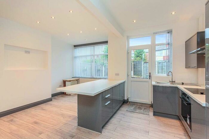 3 Bedroom Property To Rent In Weymouth Road, Blackpool, Lancashire, FY3