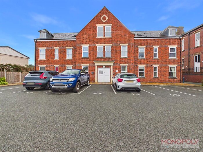 2 Bedroom Flat For Sale In Corunna Court, Wrexham, LL13