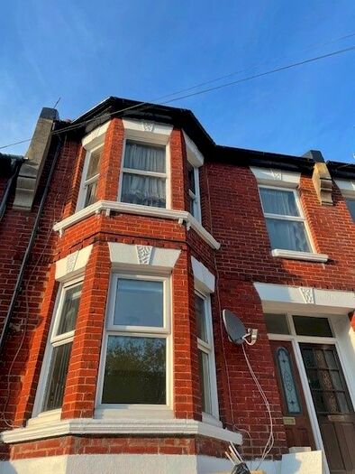 2 Bedroom Flat To Rent In Bear Road, Brighton, BN2