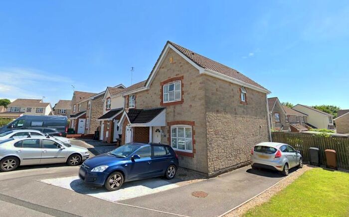 3 Bedroom Property To Rent In Heather Walk, Ivybridge, PL21