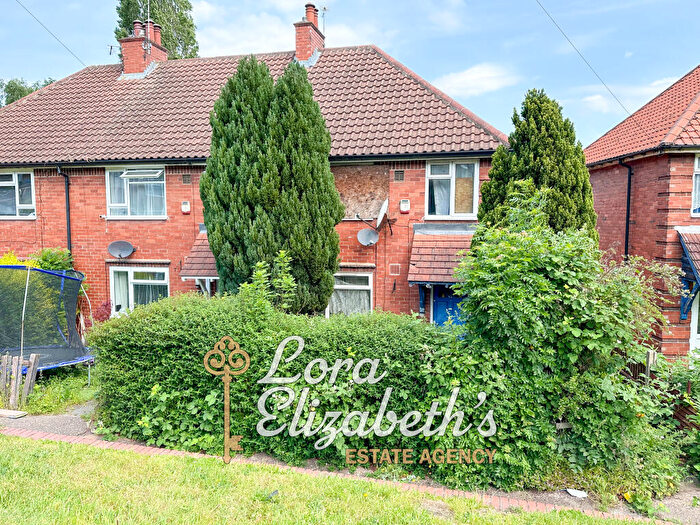 3 Bedroom End Of Terrace House For Sale In Blake Crescent, Mansfield, NG18