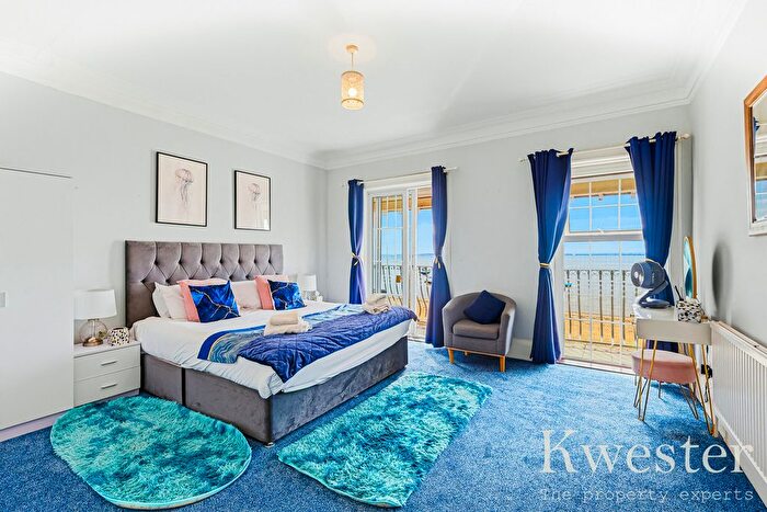 3 Bedroom Flat To Rent In Eastern Esplanade, Southend-On-Sea, SS1