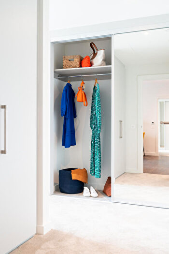 2 Bedroom Apartment To Rent In Nine Elms Lane, London, SW11