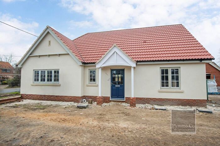 3 Bedroom Detached Bungalow For Sale In Halesworth Road, Reydon, IP18