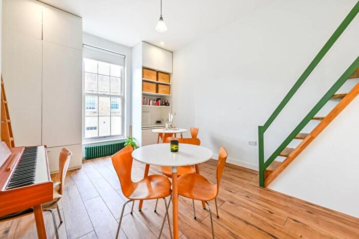 1 Bedroom Flat For Sale In Elizabeth Avenue, Islington, N1