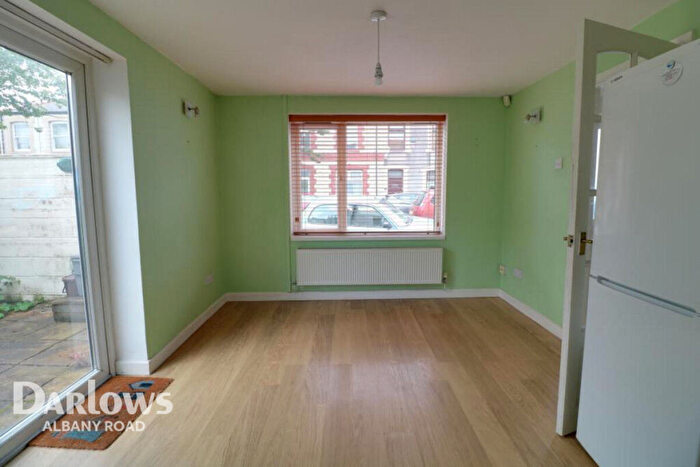 2 Bedroom Coach House To Rent In Arthur Street, Cardiff, CF24