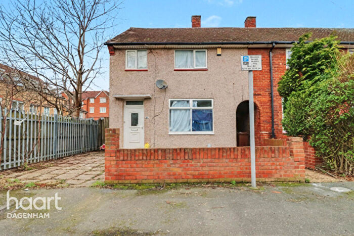 3 Bedroom End Of Terrace House For Sale In Hedgemans Way, Dagenham, RM9