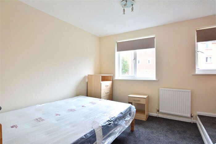 2 Bedroom End Of Terrace House To Rent In Crosslet Vale, London, SE10