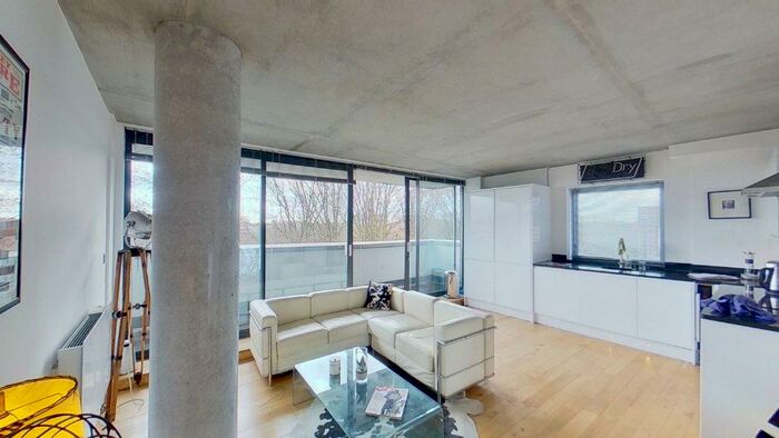 1 Bedroom Apartment To Rent In Queensbridge Road, London, E2