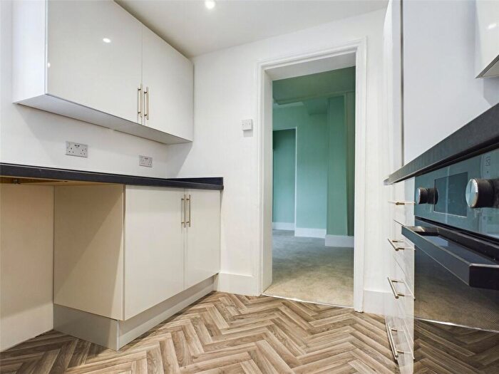 1 Bedroom Flat To Rent In Viaduct Road, Brighton, East Sussex, BN1