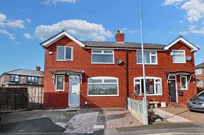 3 Bedroom Semi Detached House For Sale In Cotswold Close, Prestwich, M25