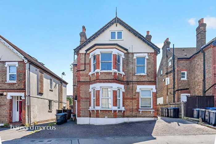2 Bedroom Flat For Sale In Moreton Road, South Croydon, CR2
