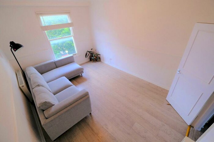 2 Bedroom Flat To Rent In Anerley Road, London, SE20