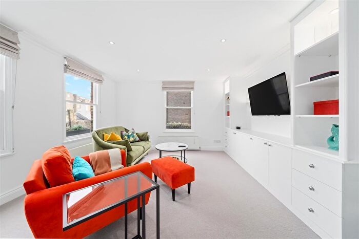 1 Bedroom Flat To Rent In Redcliffe Square, Chelsea, SW10