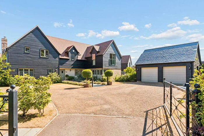 5 Bedroom Detached House For Sale In Church Street, Clifton, SG17