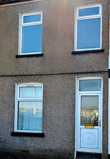 3 Bedroom Terraced House For Sale In Clive Road, Barry, CF62