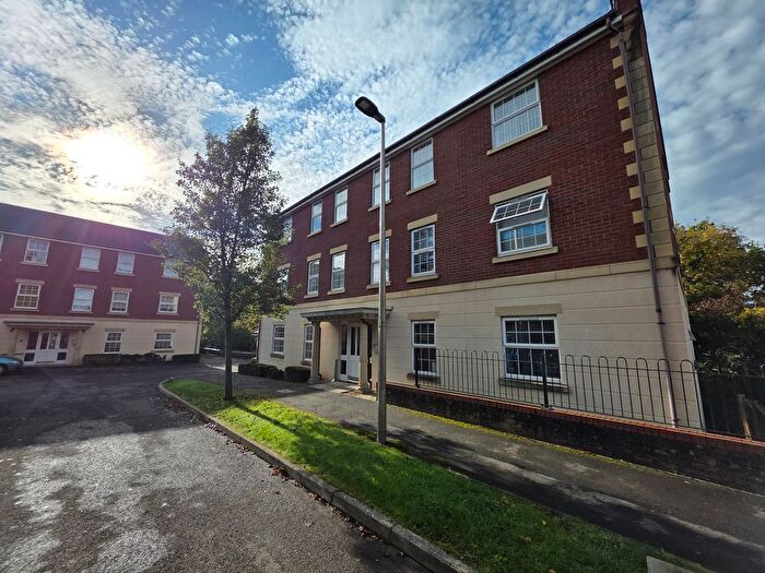 2 Bedroom Flat To Rent In Champs Sur Marne, Bristol, BS32
