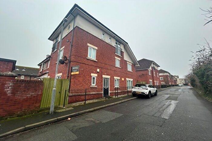 2 Bedroom Flat To Rent In Chapel Gardens, Liverpool, L5