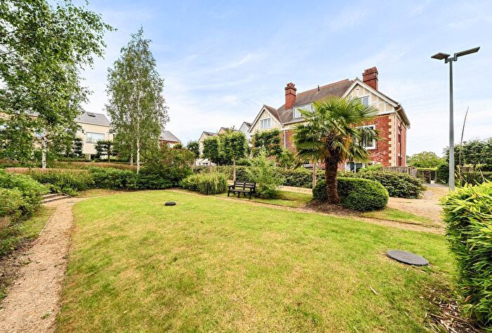 1 Bedroom Detached House For Sale In Old Hospital Lawn, Stroud, Gloucestershire, GL5