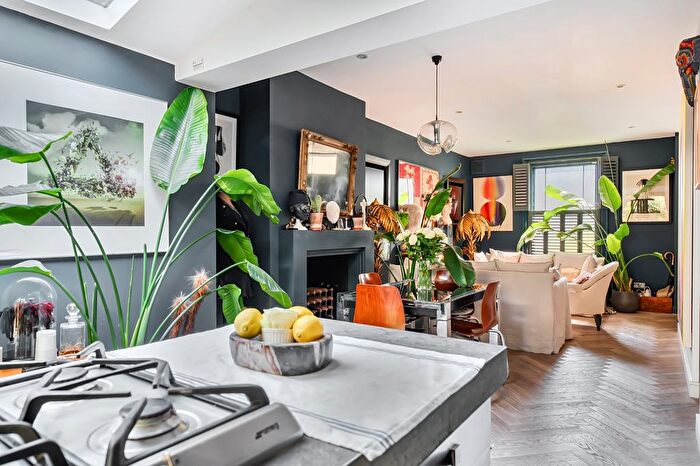 2 Bedroom Terraced House To Rent In Lothrop Street, London, W10