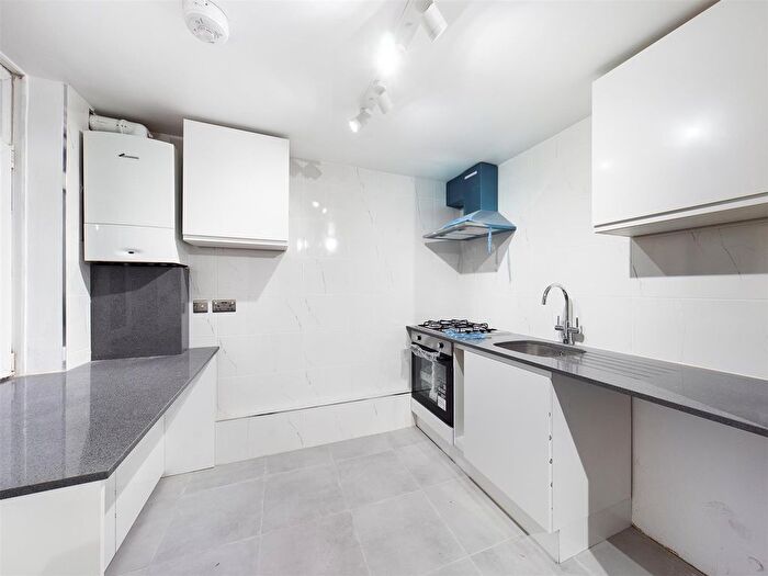 1 Bedroom Flat For Sale In Slough Lane, Kingsbury, NW9