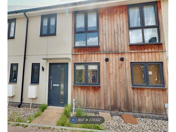 2 Bedroom Terraced House To Rent In Darnley Road, Grays, RM17